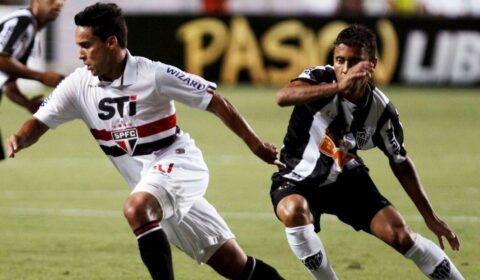 Campeão da Libertadores pelo Atlético fecha com o Grêmio