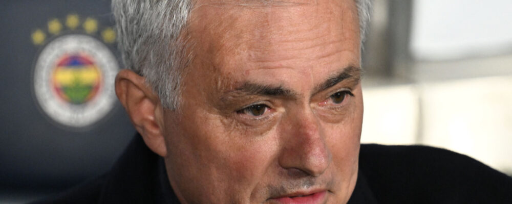 José Mourinho revela que torceu por time brasileiro no Mundial