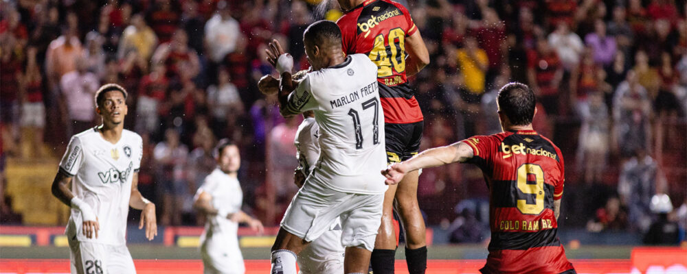 Clube da Série A chega 92% de risco de rebaixamento, diz UFMG