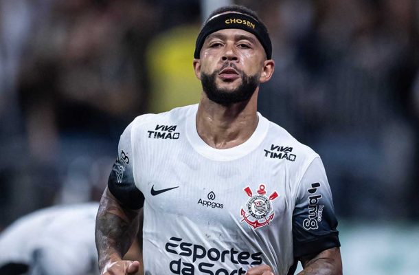 Memphis Depay retoma tratamento, e Dorival faz ajustes no time do Corinthians