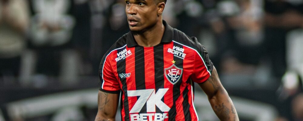 Vitória atualiza situação de Jamerson, que sofreu grave lesão em jogo contra o Cruzeiro