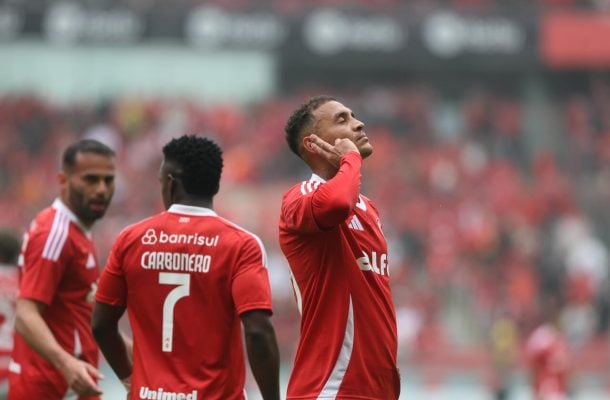Alan Patrick brilha, Internacional vence o Ceará no Beira-Rio e se afasta do Z4