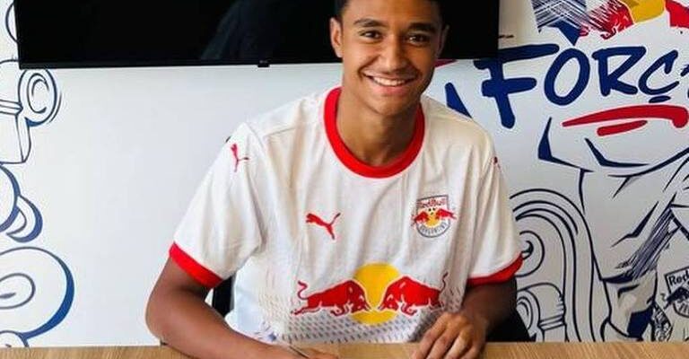 Jogador do Bragantino tem reflexos que indicam funcionamento do cérebro