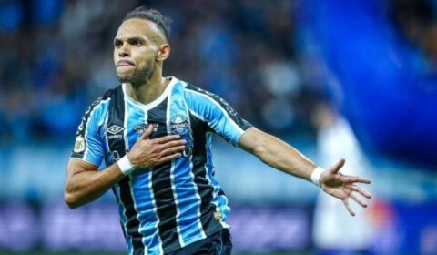 Com dois gols de Braithwaite, Grêmio bate Fortaleza e encerra jejum na Série A