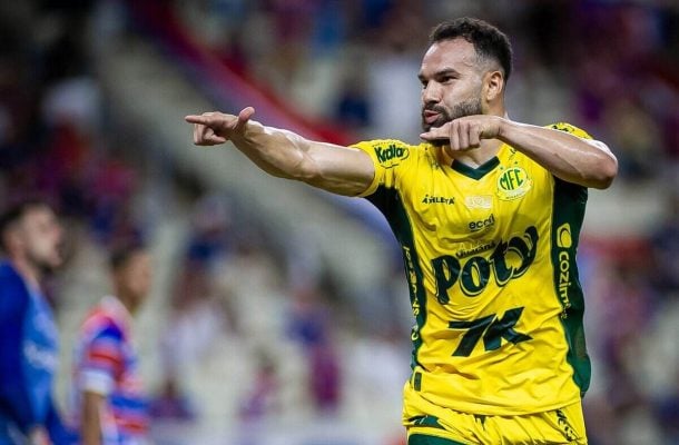 Walter pega pênalti, e sensação Mirassol bate Fortaleza no Castelão