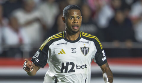 Cuca faz ‘mea culpa’ ao analisar Júnior Santos no Atlético: ‘Dará a volta por cima’