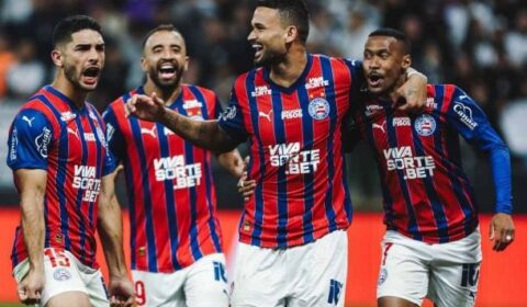 Corinthians perde para o Bahia e chega a seis jogos sem vencer no Brasileiro