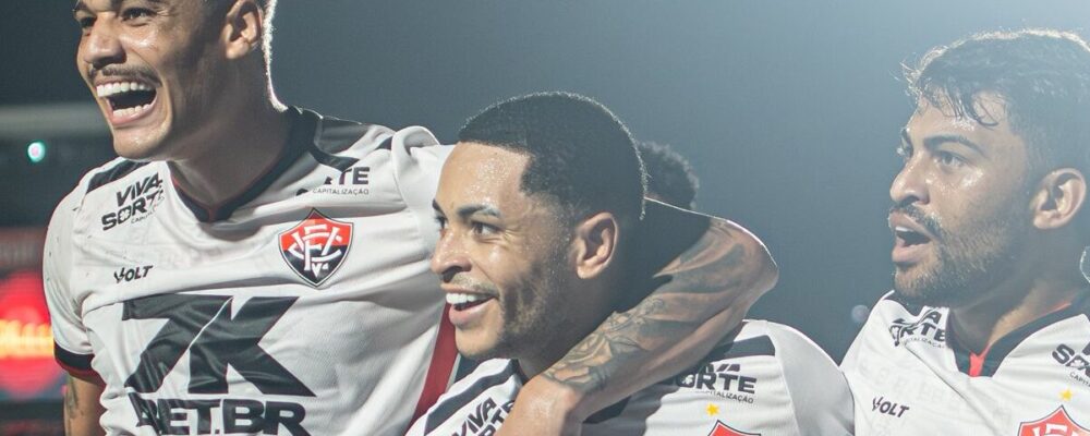 Vitória supera Fortaleza e ganha a primeira no Brasileiro