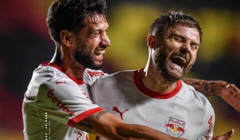 Bragantino vence mais uma e afunda Sport no Brasileiro
