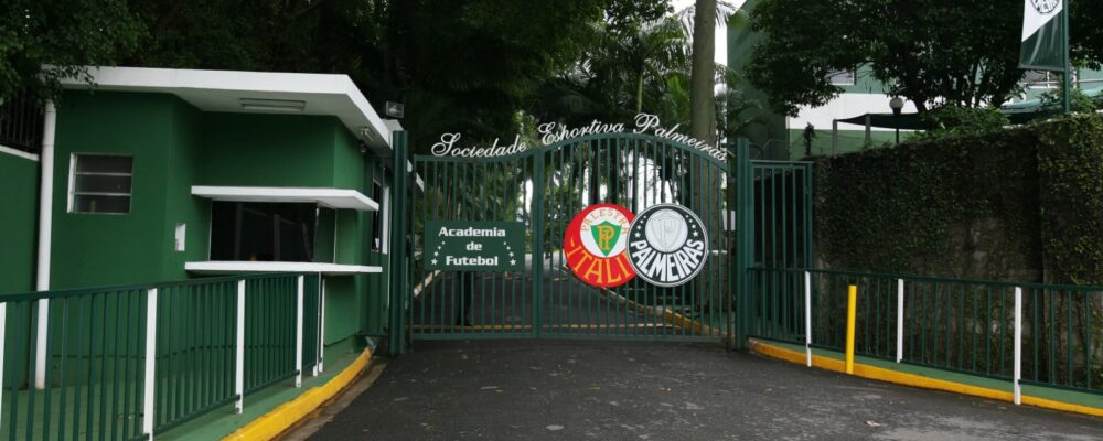 Delegacia abre inquérito sobre ataque ao CT do Palmeiras