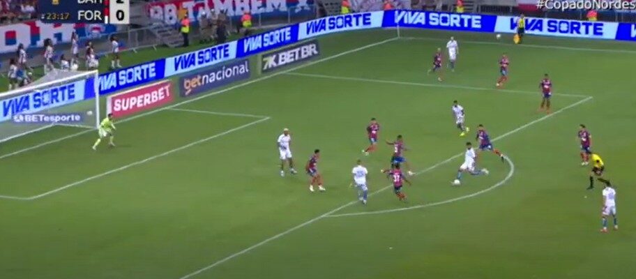 Matheus Pereira faz golaço em estreia por novo clube da Série A