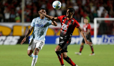 Vitória busca empate contra a Universidad Católica na Sul-Americana