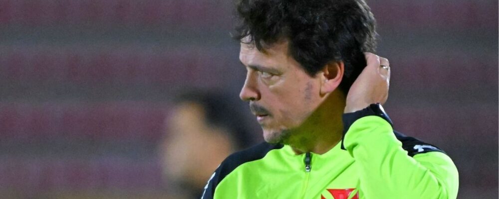 Diniz cita ex-Atlético que queria no Vasco e lamenta: ‘Sem dinheiro para o mês’