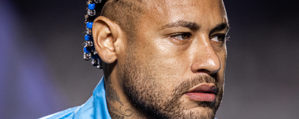 Dublagem: Neymar xinga, recebe pedido inusitado e vibra em vitória do Santos