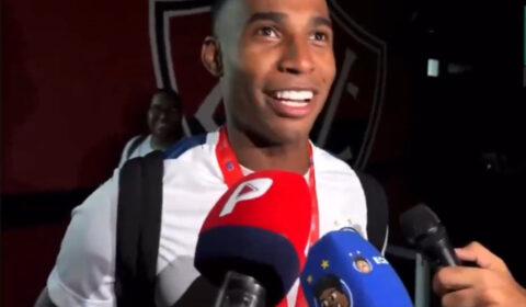 Jogador chama estádio de rival de lixo após conquista de título estadual