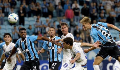 Grêmio empata com Godoy Cruz e desperdiça chance de assumir liderança na Sul-Americana