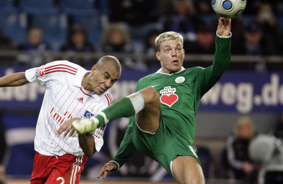 Alex Silva defendeu o Hamburgo, da Alemanha, em 2008 e 2009 - (foto: AFP PHOTO DDP/ROLAND MAGUNIA) Alex Silva defendeu o Hamburgo, da Alemanha, em 2008 e 2009 - (foto: AFP PHOTO DDP/ROLAND MAGUNIA)