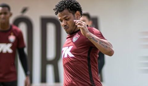 Romarinho mente que foi procurado pelo Corinthians e se desmente depois