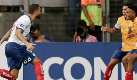 William José marca, e Bahia vence Atlético Nacional pela Libertadores