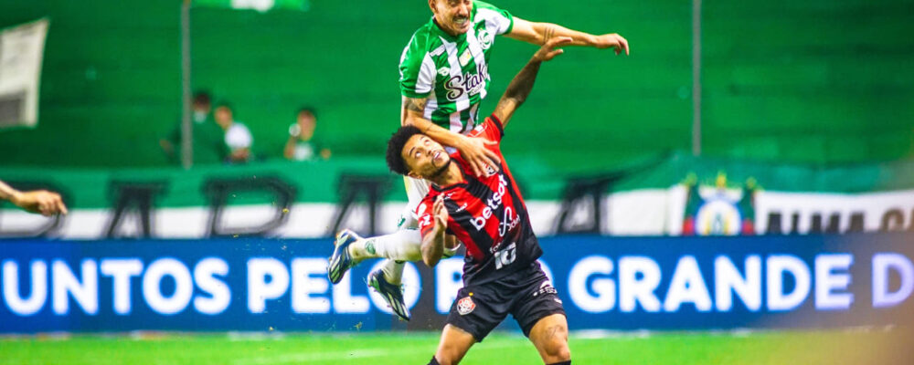 Juventude empata com Vitória e segue invicto após retorno do Brasileiro