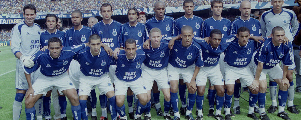 Ex-jogador diz que só dois times tiveram o mesmo nível do Cruzeiro de 2003