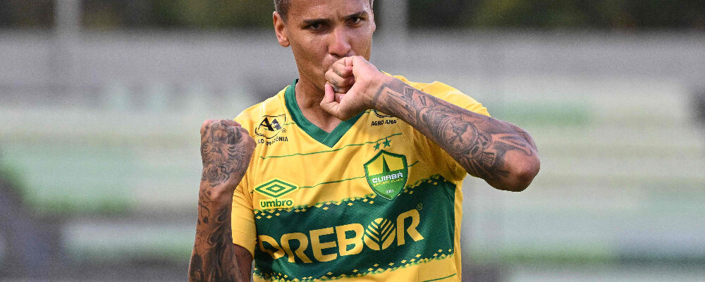 Atlético é condenado a pagar Cuiabá por dívida na compra de Deyverson; veja valor