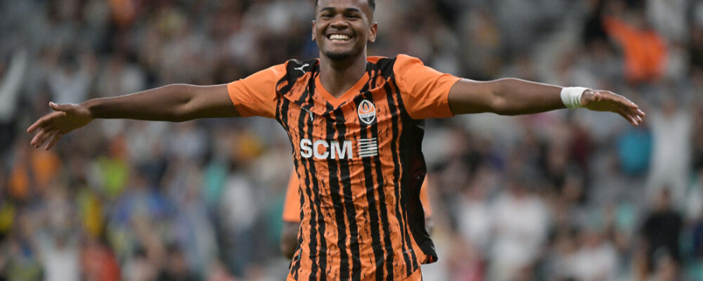 Atacante revelado pelo Atlético aparece em lista de melhores jovens do mundo