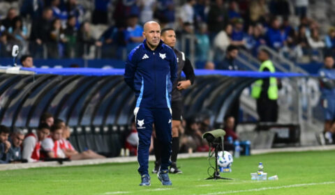 Jardim discorda de Crespo sobre vitória do Cruzeiro, mas admite: ‘Pior primeiro tempo’