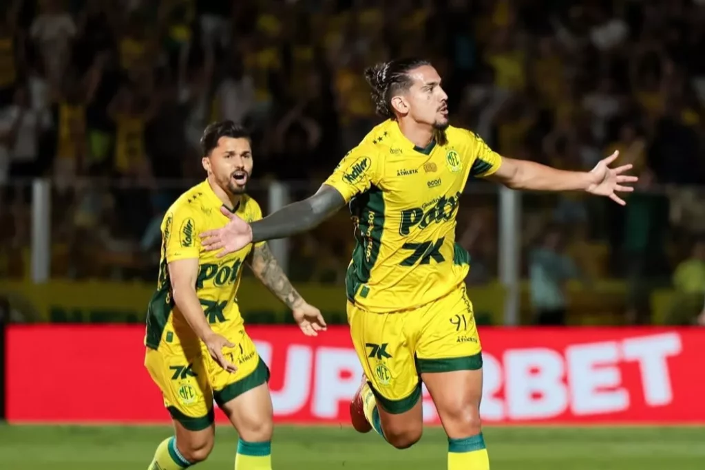 Mirassol 5 x 1 Bahia - Noite de goleada histórica no Brasileirão! (Foto: JP Pinheiro/Agência Mirassol)