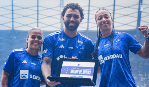 Atacante do Cruzeiro dá volta por cima: ‘Passam várias coisas na cabeça’