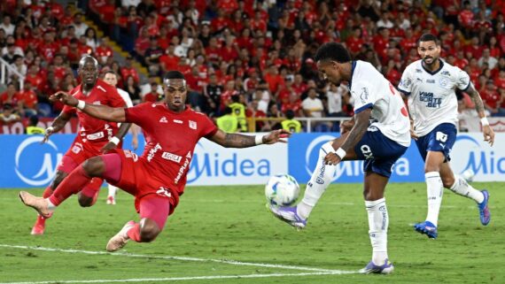 Bahia foi eliminado da Sul-Americana (foto: AFP)