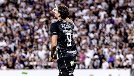 Pedro Raul fez um dos gols do Vozão (foto: Gabriel Silva/Ceará)