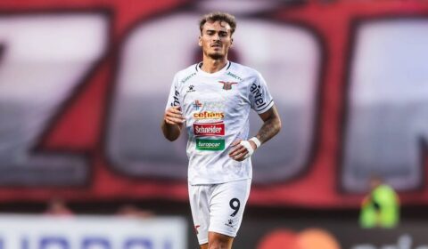 Corinthians demonstra interesse em atacante do futebol uruguaio enquanto tenta encerrar transfer ban