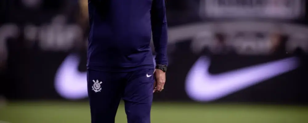 Dorival se conforma com falta de reforços no Corinthians: “Aprender a conviver”