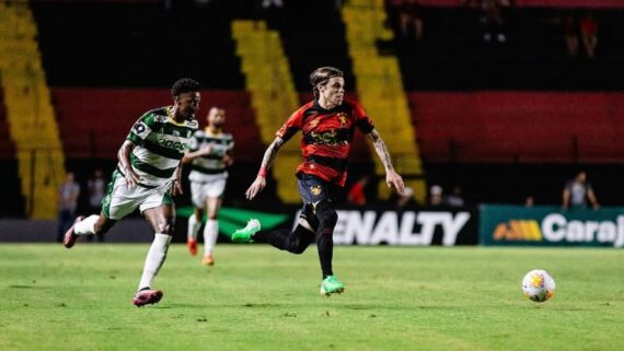 Jogadores das equipes (foto: paulopaivafoto/@sportrecife)