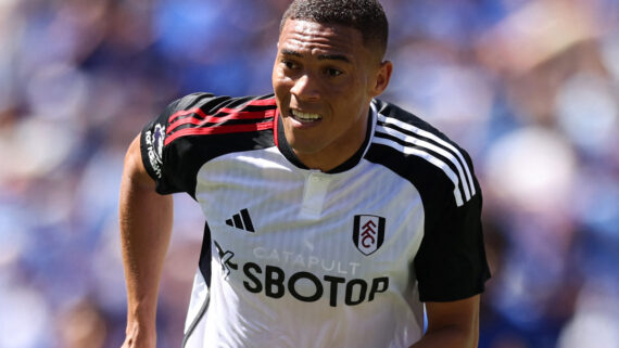 Carlos Vinícius, atacante oferecido ao Corinthians (foto: TIM NWACHUKWU/AFP - 30/7/2023)