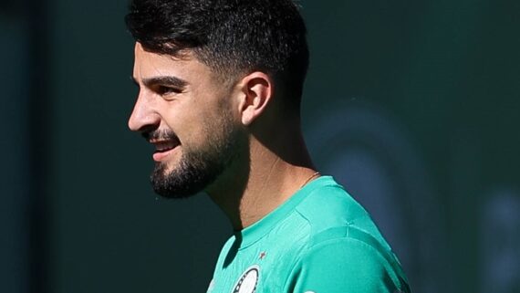 Jogador do Palmeiras durante treino (foto: Cesar Greco/Palmeiras)