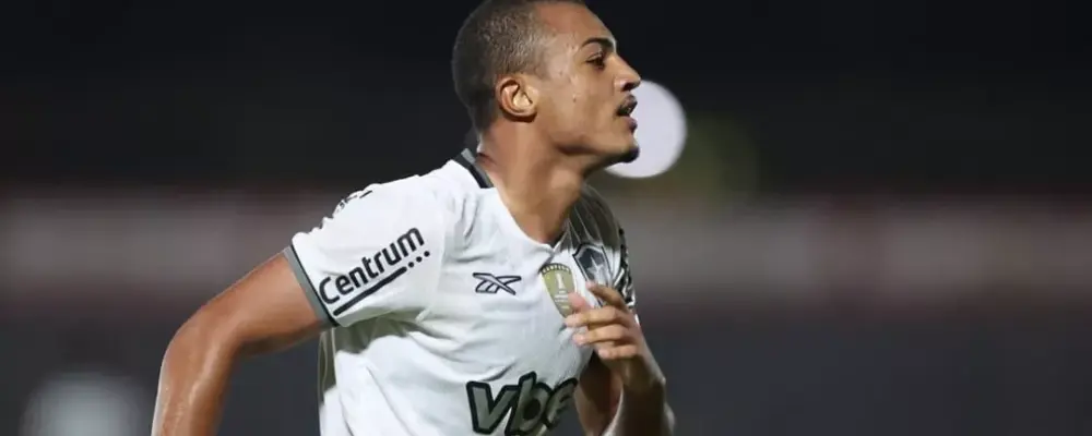 Fortaleza acerta a contratação de atacante do Botafogo