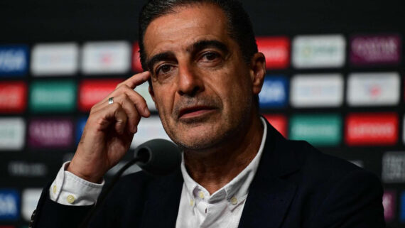 Renato Paiva, técnico do Botafogo (foto: Pablo PORCIUNCULA / AFP)