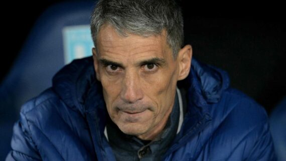 Juan Pablo Vojvoda, ex-técnico do Fortaleza (foto: JUAN MABROMATA / AFP)