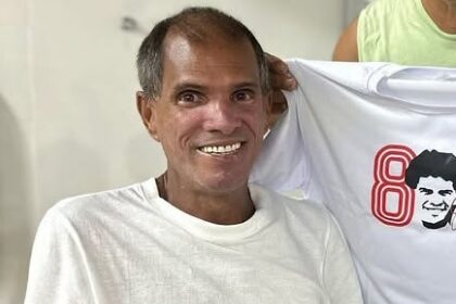 Ídolo do Vasco deixa UTI após quase um mês