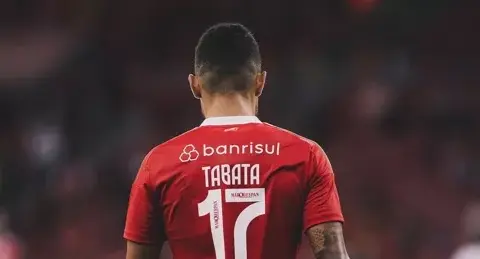 Internacional tem dúvida no meio-campo para jogo contra o Fortaleza