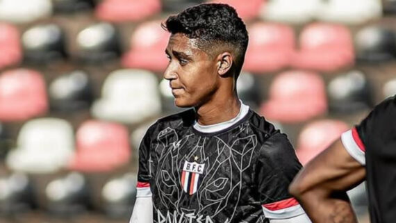 Pedro Severino enquanto ainda jogava no Botafogo-SP (foto: Reprodução Instagram)