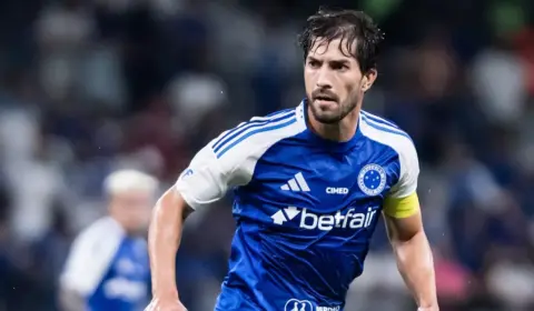 Lucas Silva completa 300 jogos pelo Cruzeiro: ‘Uma honra’