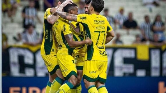 Mirassol empata com o Vitória (foto: Foto: Reprodução/Premiere)