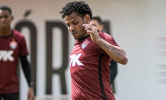 Romarinho durante treino do Vitória (foto: Victor Ferreira | EC Vitória)