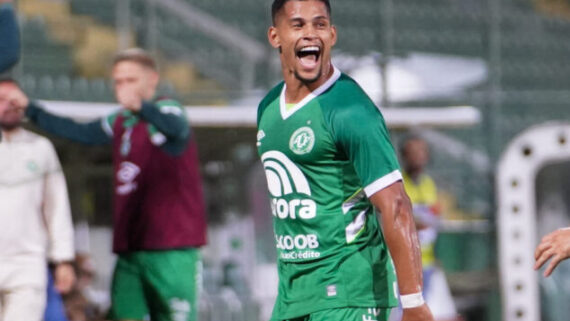 Mailton comemora gol da Chapecoense (foto: Divulgação/Chapecoense)