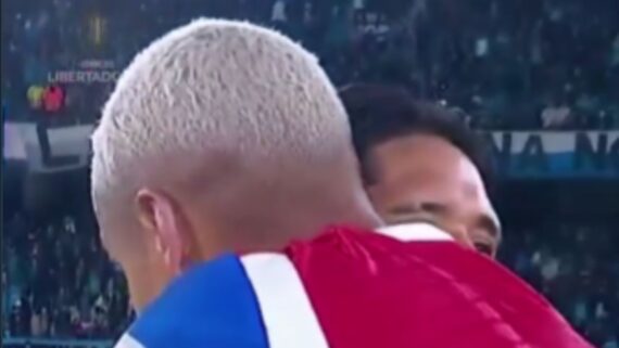 Deyverson e Zaracho (foto: Reprodução / Libertadores)