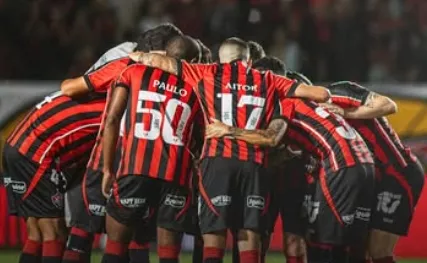 Vitória 1 x 0 Atlético-MG – Leão se reabilita do 8 a 0 e deixa o Z4 do Brasileiro