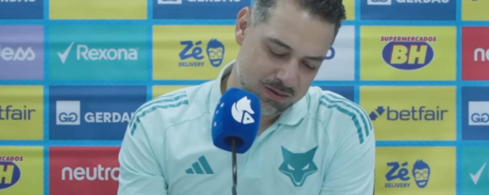 Técnico do Cruzeiro vai às lágrimas com classificação: ‘Nada compara o que vivi’